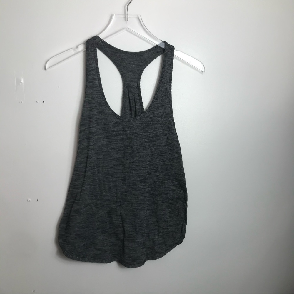 Lululemon heathered black and gray t back tank top sieze 4 1604